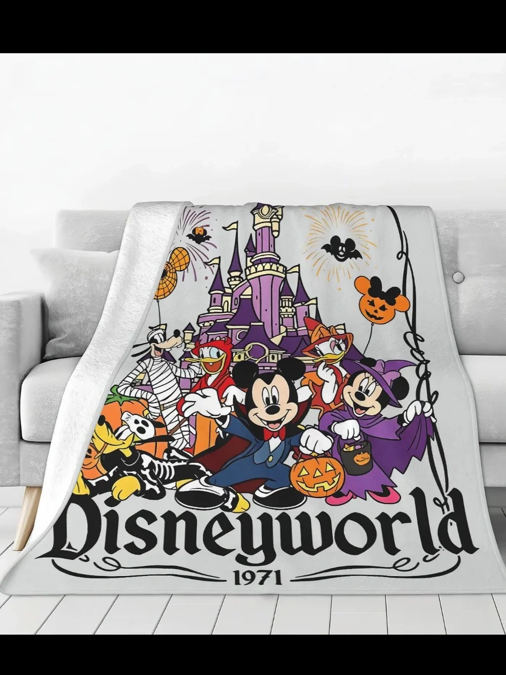 NWT- Large- Disney- Halloween Characters Disneyworld Throw Blanket - 60x80